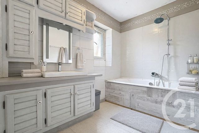 maison à vendre - 9 pièces - 171.0 m2 - RIAILLE - 44 - PAYS-DE-LOIRE - Century 21 Iméo