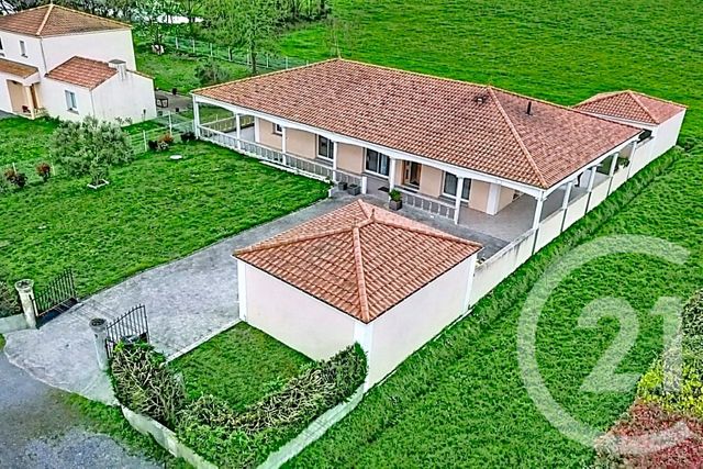 maison - COUFFE - 44