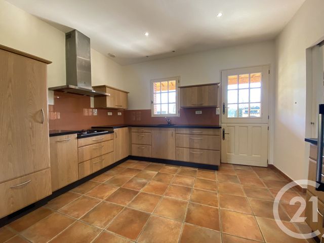 maison à vendre - 10 pièces - 205.0 m2 - MONTREVAULT SUR EVRE - 49 - PAYS-DE-LOIRE - Century 21 Iméo