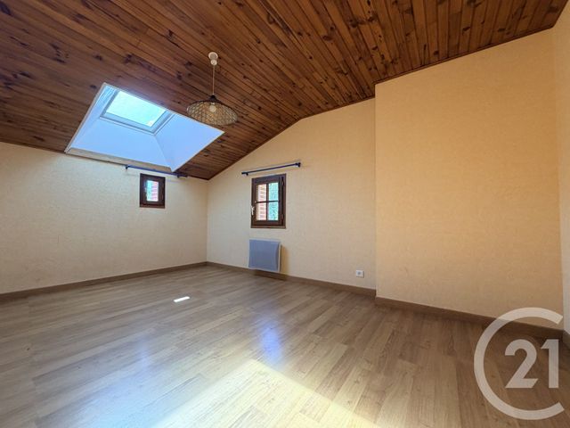 maison à vendre - 10 pièces - 205.0 m2 - MONTREVAULT SUR EVRE - 49 - PAYS-DE-LOIRE - Century 21 Iméo