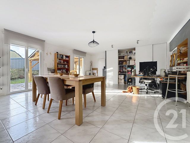 maison à vendre - 6 pièces - 170.0 m2 - JOUE SUR ERDRE - 44 - PAYS-DE-LOIRE - Century 21 Iméo