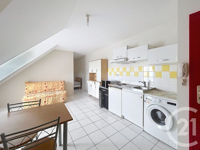 Appartement F1 bis à louer - 2 pièces - 26.0 m2 - ST MARS LA JAILLE - 44 - PAYS-DE-LOIRE - Century 21 Iméo