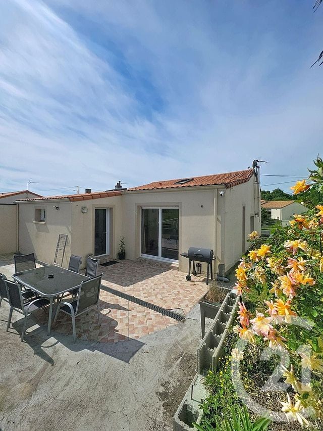 maison à vendre - 6 pièces - 130.0 m2 - MONTREVAULT SUR EVRE - 49 - PAYS-DE-LOIRE - Century 21 Iméo