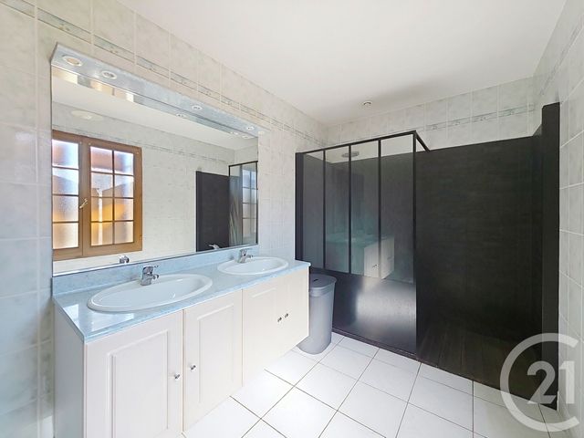 maison à vendre - 8 pièces - 147.0 m2 - LOIREAUXENCE - 44 - PAYS-DE-LOIRE - Century 21 Iméo