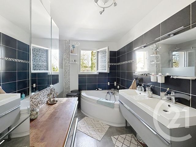 maison à vendre - 8 pièces - 150.5 m2 - LE CELLIER - 44 - PAYS-DE-LOIRE - Century 21 Iméo